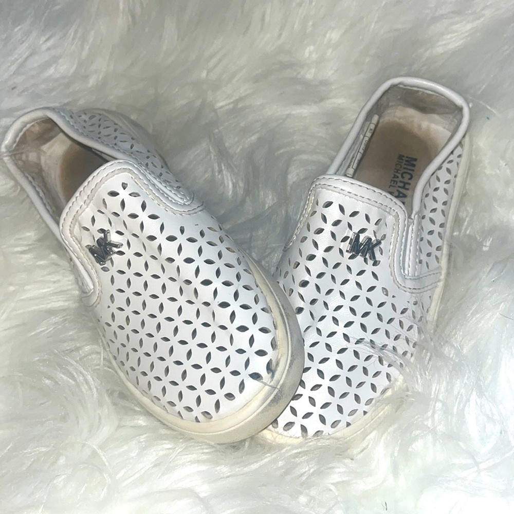 MICHAEL Michael Kors Girls' Jem Olivia II Slip-On Sneakers (Toddler)

👟